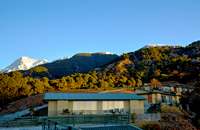 Mountain Cottages With Peaks view